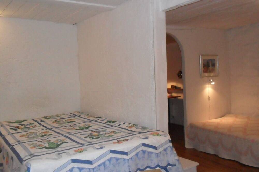 Ganze Wohnung, Fantastische Ferienwohnung direkt am Meer auf Vaxholm in Vaxholm, Stockholmer Schärengarten