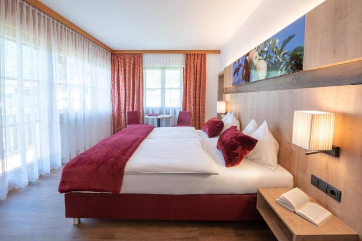 Hotel für 2 Personen, mit Terrasse und Pool sowie Garten in Nals - 2