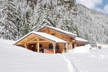 Chalet pour 16 personnes, avec jacuzzi et terrasse à Chatel
