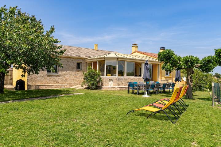 Location de vacances pour 15 personnes, avec jardin et jacuzzi dans Chanverrie - 2
