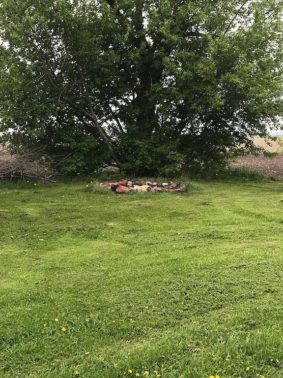 Log Cabin for 8 Guests in Tuscola County