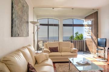 Gîte pour 3 personnes, avec balcon à Caniço