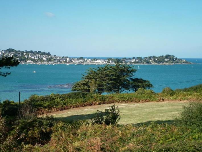 Appartement de vacances pour 5 personnes, avec piscine ainsi que jardin et vue