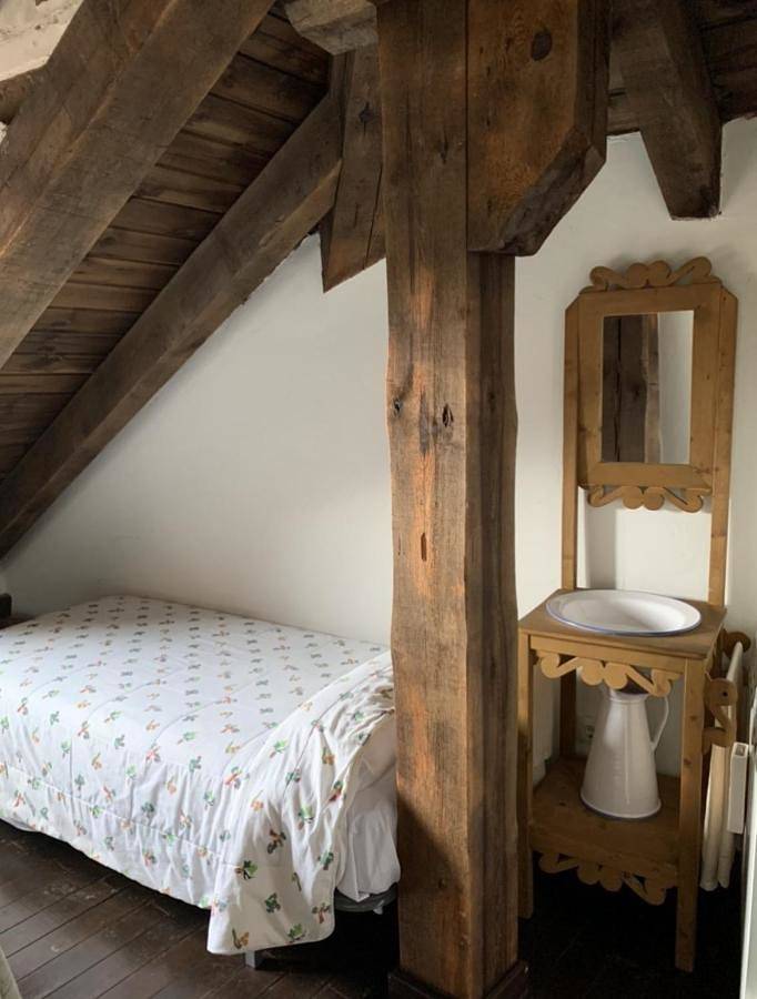 Apartamento entero, Two-Bedroom Apartment in Madriguera, Riaza