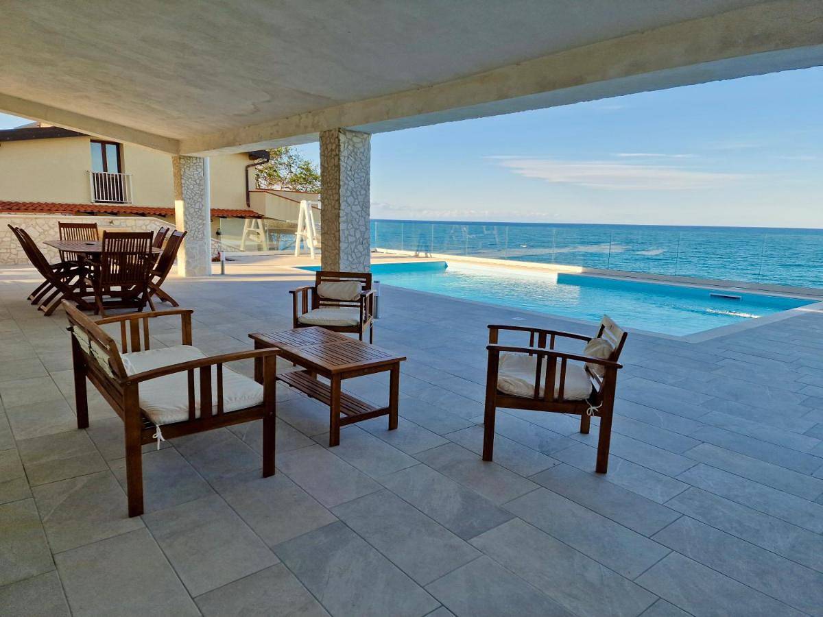 Villa Daniela - Villa con piscina privata e discesa a mare tra Catania e Siracusa in Costa Saracena, Augusta (Gemeinde)