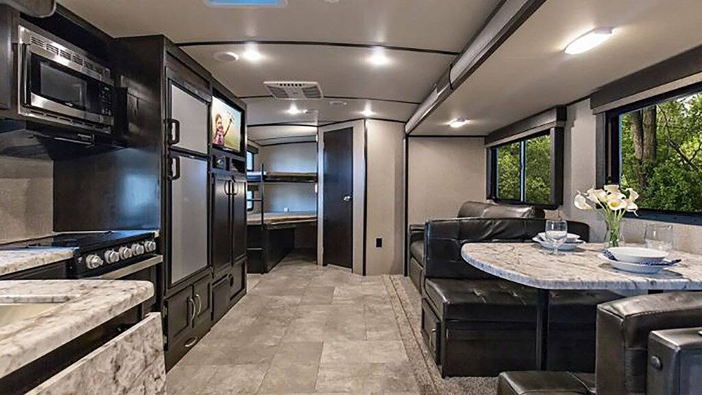 Glamping-Erfahrung, die Ruhe und Frieden mit atemberaubender Aussicht bietet. in Lake Powell