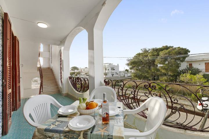 Appartamento per 6 persone, con balcone a Scala di Furno