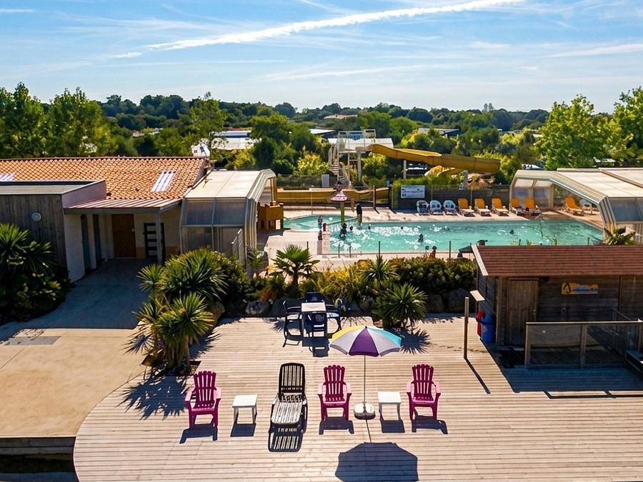 Flower Camping Le Petit Paris - Bungalow toilé 4 personnes - Bengali Standard - sans sanitaires in Château-d'Olonne, Les Sables-d'Olonne