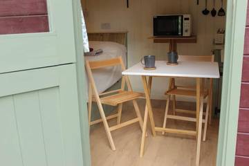 Glamping for 2 People in Shropshire, West Midlands, Photo 3