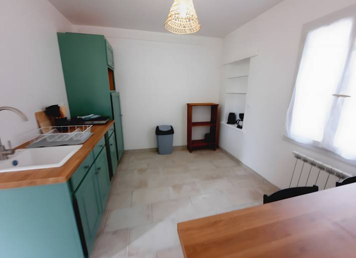Location de vacances pour 2 personnes, avec jardin à Dauphin (homonymie) - 2