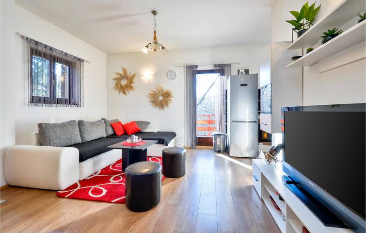 Charmante 2-Zimmer-Wohnung mit Terrasse und Grill, 400 m vom Fluss Dobra entfernt in Karlovac, Karlovac und Umgebung