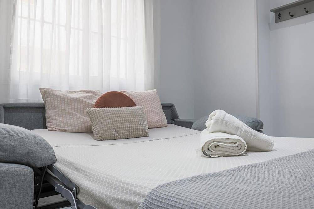 Entire apartment, Elegant Apartment In The Heart Of Sevilla- Triana in Central Seville, Sevilla