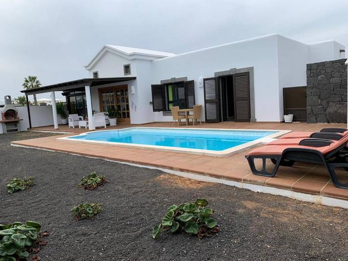 Chalet para 4 personas, con jardín además de vistas y piscina en Lanzarote - 2