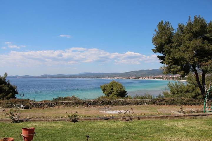 Ferienhaus für 6 Personen, mit Terrasse und Garten in Chalkidiki - 3