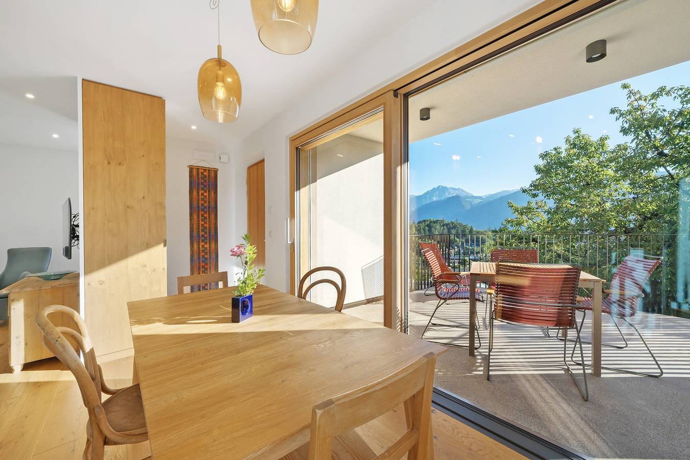 Ganze Wohnung, Ferienwohnung 'Plattwies' mit Bergblick, privater Terrasse und Wi-Fi in Völlan, Lana