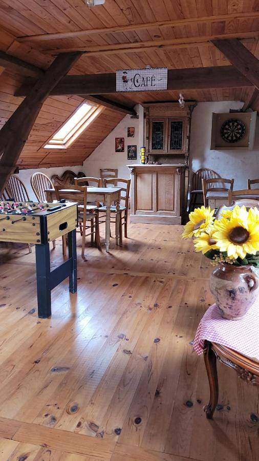 Location de vacances pour 11 personnes, avec terrasse dans Watou - 3