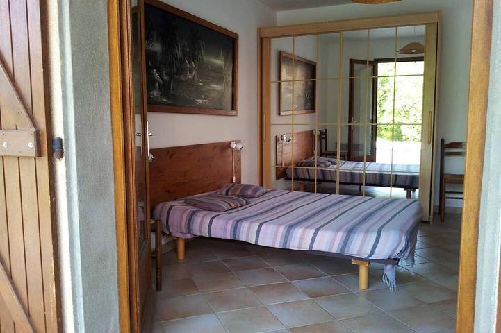 Location de vacances pour 8 personnes, avec jardin, animaux acceptés à Laroque-des-Albères - 2