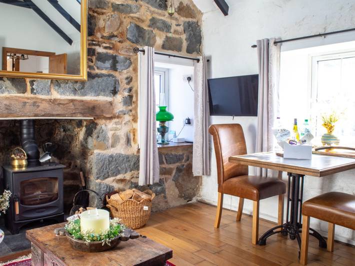 Ferienhaus für 2 Personen, mit Terrasse und Garten sowie Ausblick auf Skye - 3