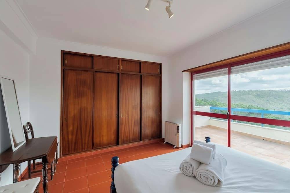 Apartamento inteiro, Refúgio Serra e Mar de Sintra in Praia do Magoito, São João das Lampas e Terrugem