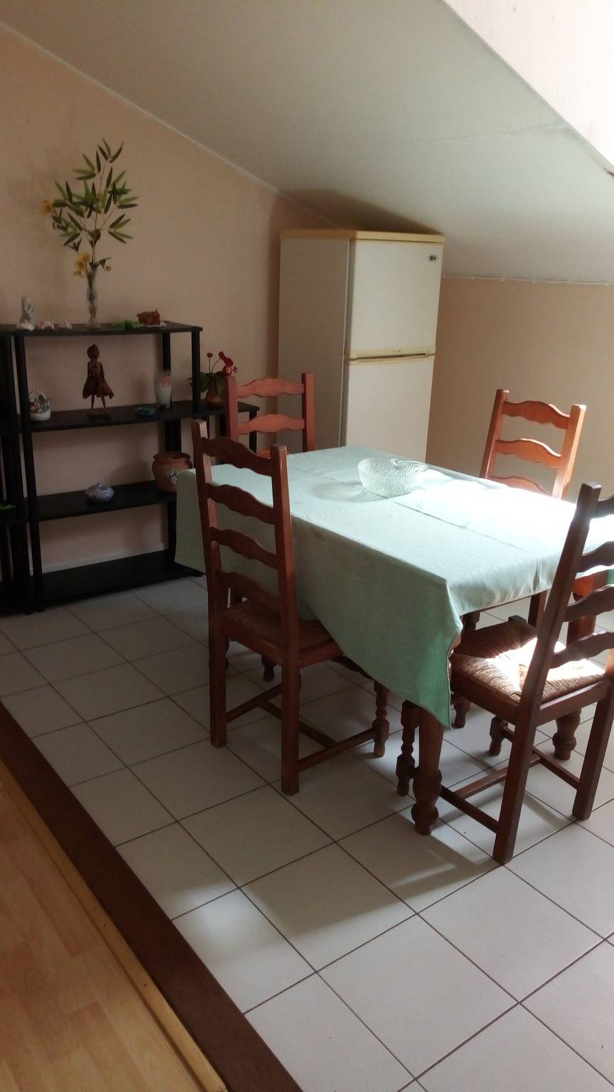 Entire apartment, Sunny apartment in Goyave, 50 m², sea view and balcony in Goyave, Guadeloupe (Caribbean)
