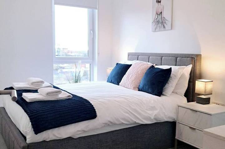 Appartement entier, 2Bed 2Bath Balcony Waterfront Retreat Manchester Apartment in Grand Manchester