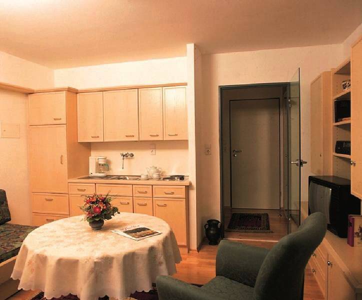 Appartement Haus Salzburg - Appartement Ii - mit Balkon und moderner Einrichtung in Bad Füssing, Bayerische Golf und Thermenland