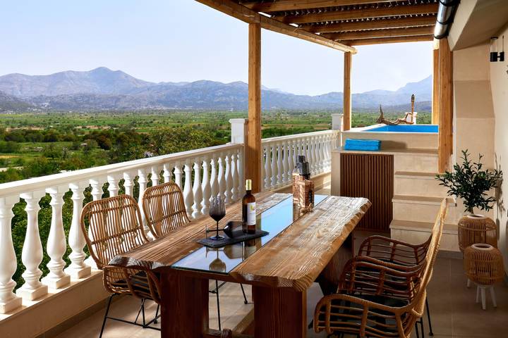 Entire apartment, Apartment 'Villa 3' with Mountain View, Balcony and Wi-Fi in Lasithi Plateau, Lasithi