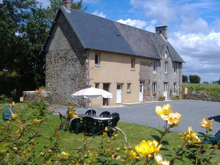 Gîte pour 6 personnes, avec jardin, animaux acceptés à Saint-Denis-le-Vêtu
