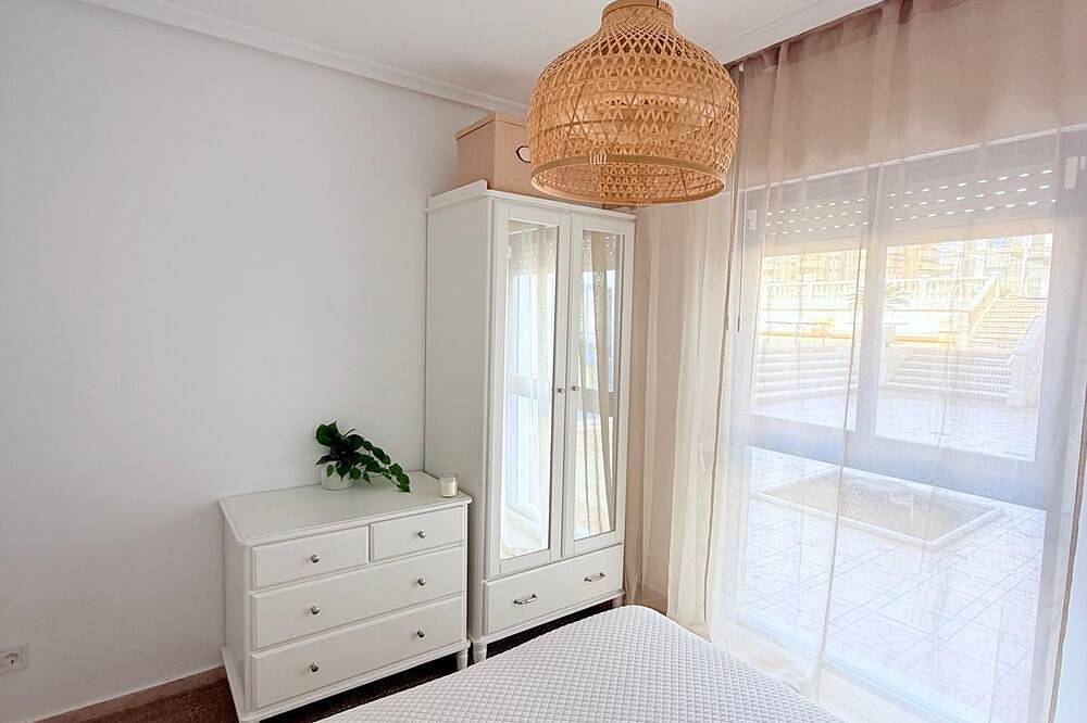 Entire apartment, Renovated apartment by the beach in El Campello in Playa Carrer La Mar, el Campello