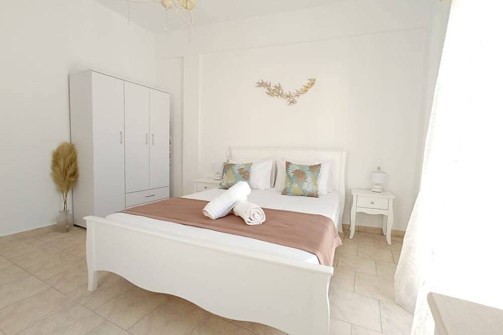 Sonia`s luxury apartment with jacuzzi in Kamilari, Iraklio-Heraklion und Umgebung