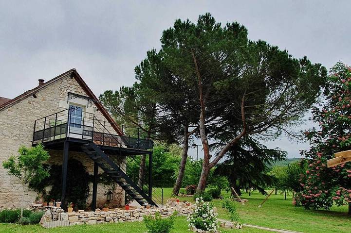 Gîte pour 2 personnes, avec Terrasse et Jardin à Saint-Denis-lès-Martel