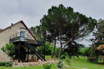 Gîte pour 2 personnes, avec jardin et terrasse à Saint-Denis-lès-Martel