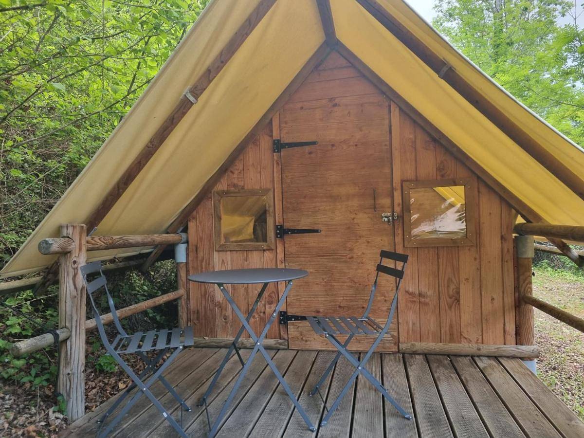 Tent in Mostuéjouls, Parc naturel régional des Grands Causses