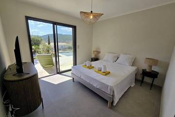 Villa pour 6 Personnes dans Saint-Florent, Cap Corse, Photo 2