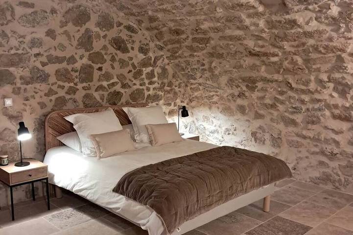 Location de vacances pour 3 personnes à Jouques