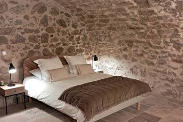 Gîte pour 3 personnes à Jouques