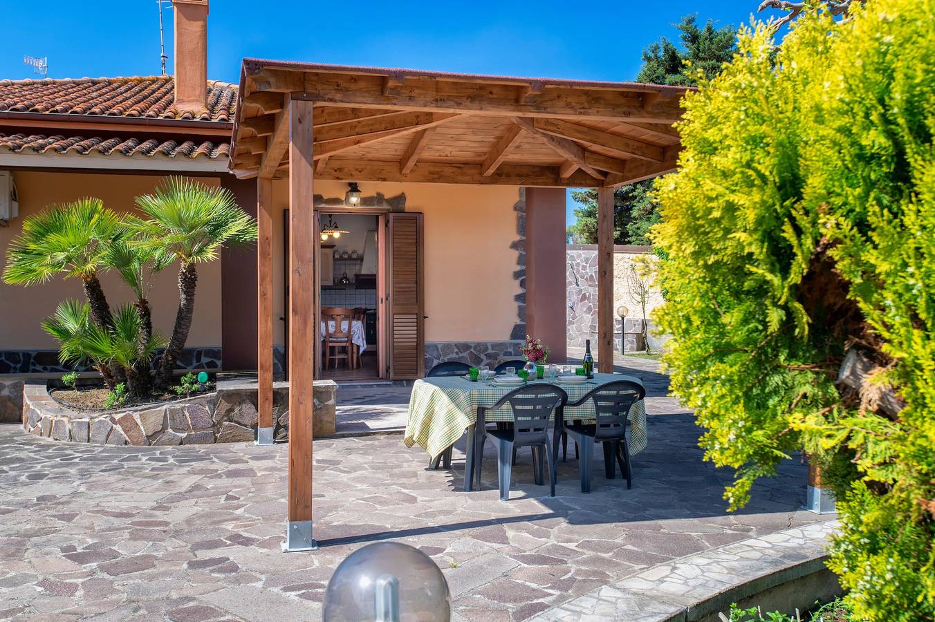 Villa "Villamorus 1" mit Garten und Wlan in Guardia Grande, Sassari Provinz