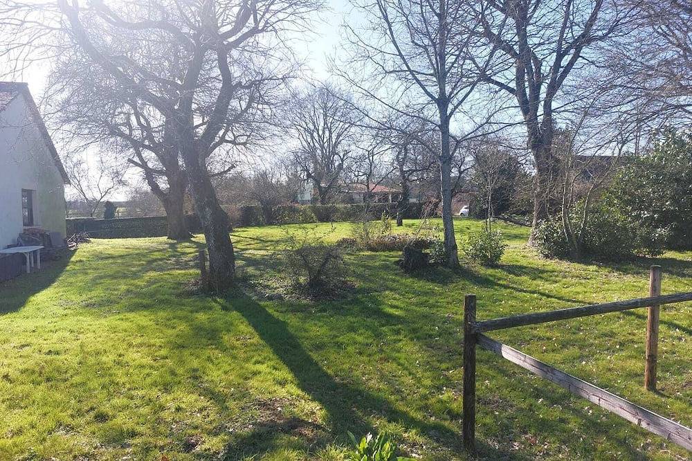 Large family home with outdoor pool in the countryside. Pets allowed in Nort-sur-Erdre, Châteaubriant und Umgebung