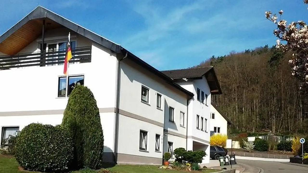 Doppelzimmer für 2 Personen in Silz (Pfalz) in Silz (Pfalz), Trifelsland
