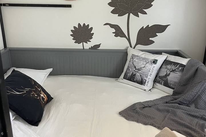 Gîte pour 4 personnes, avec jardin et terrasse, animaux acceptés à Nasbinals - 4