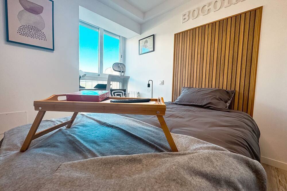 Bogota: perfect room to live and share in Madrid in Madrid, Madrid Province
