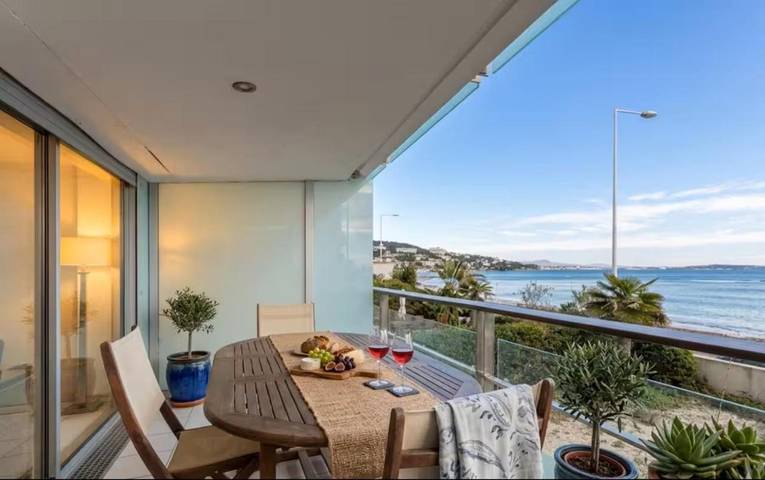 Gîte pour 4 personnes, avec Balcon ainsi que Terrasse et Vue dans Plage du Palm Beach - 2