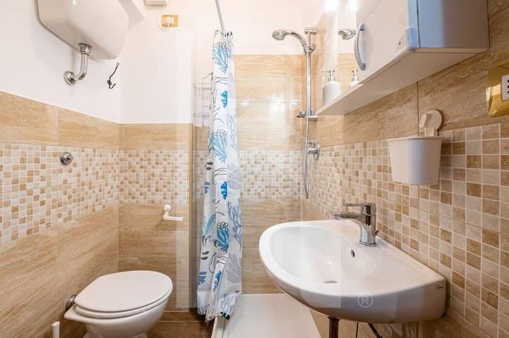 Homiday - Gelsomino Un min[Ospedale][Aeroporto-Free Parking] in Pisa, Riviera Toscana