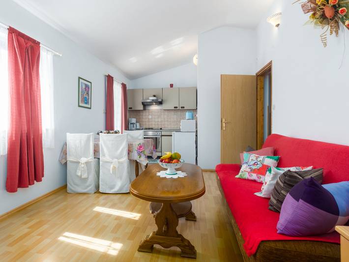 Ferienwohnung für 5 Personen, mit Balkon und Garten in Kosinozici - 3