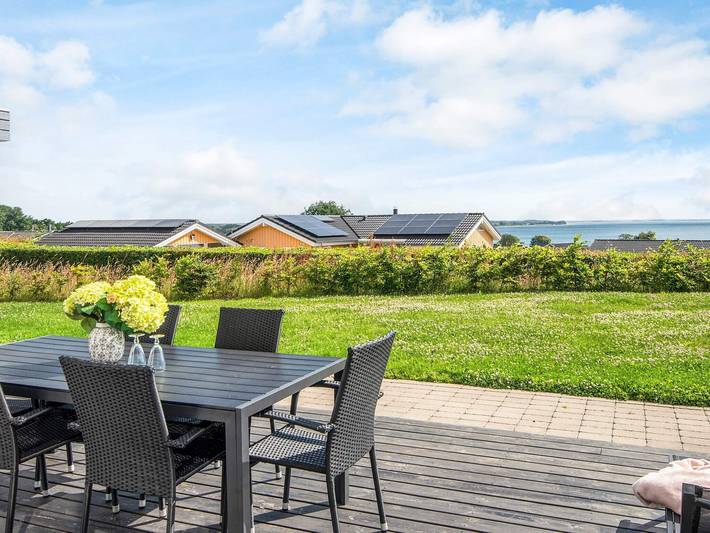 Ferienhaus für 10 Personen, mit Garten und Sauna sowie Terrasse und Whirlpool in Grønninghoved Strand - 4