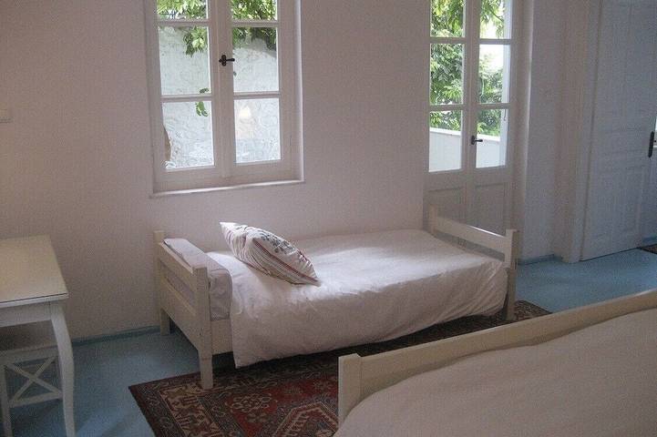 Location de vacances pour 7 personnes, avec jardin et terrasse à Hydra - 3