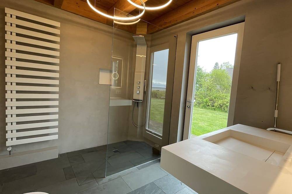 Glashaus direkt am Müritzufer, Privatstrand, Panoramablick, Sauna, Reiten in Ludorf, Müritz