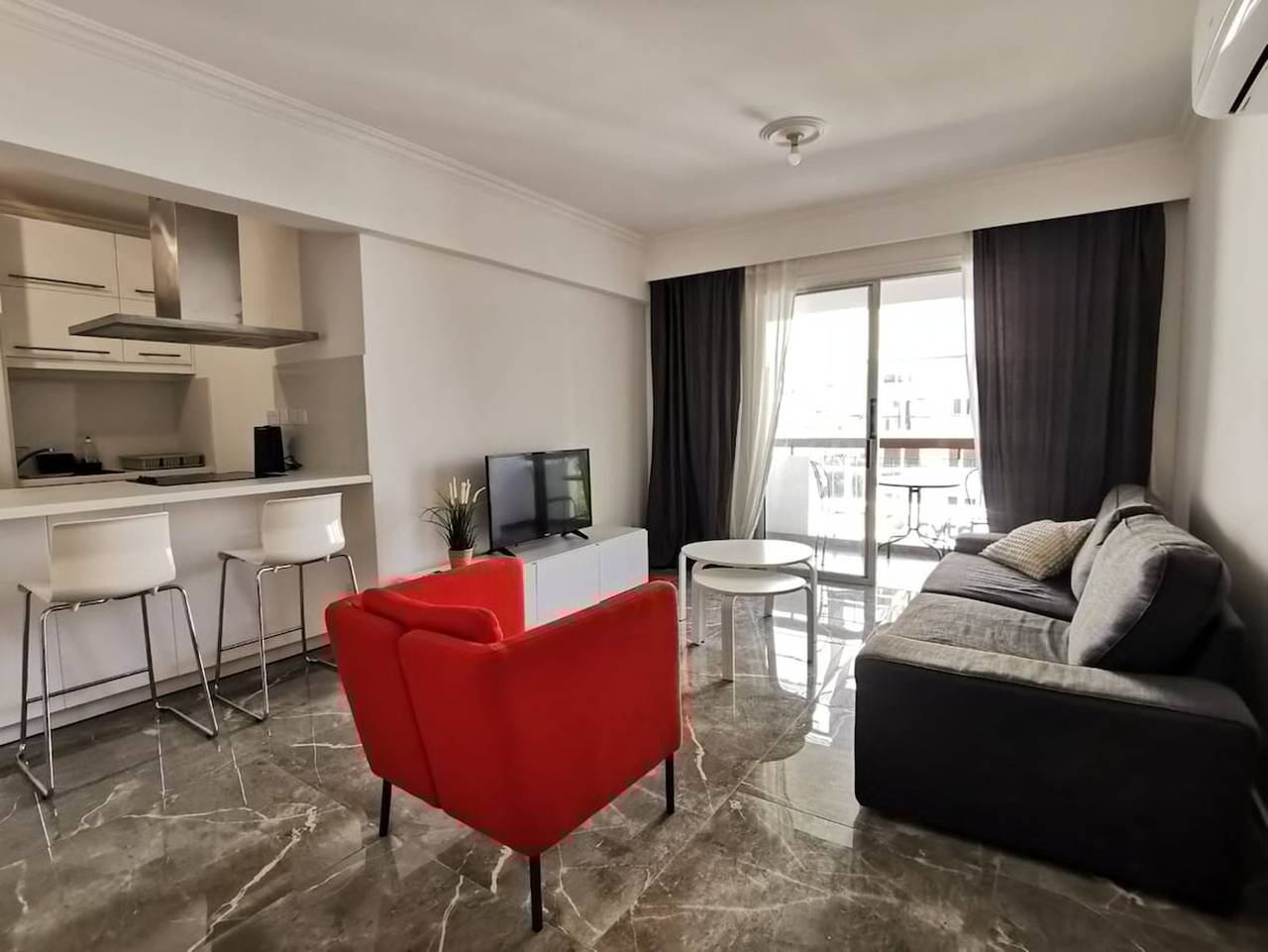 Appartement entier, Naxou Modern Residence: Staycom in Nicosie, Chypre du Sud