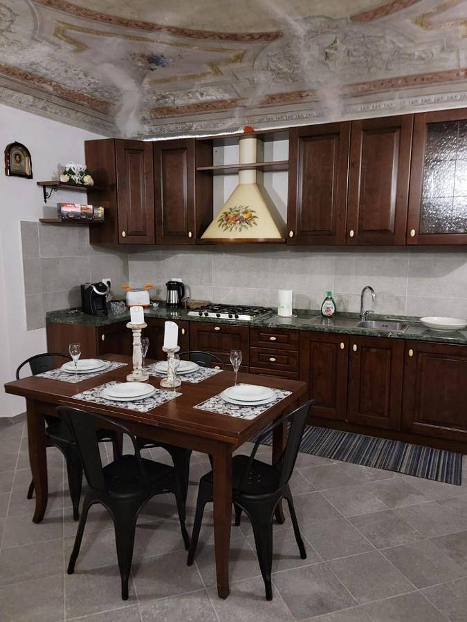 Gîte pour 4 personnes, avec jardin à Novare