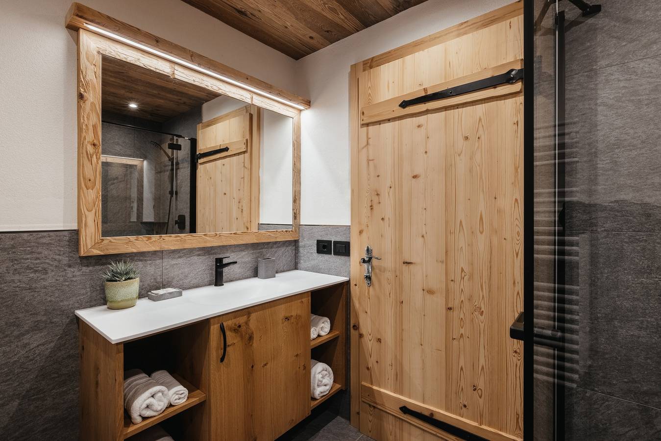 Appartamento Chalet-Rich Jalvá con Vista Montagna in Piccolino, San Martino in Badia